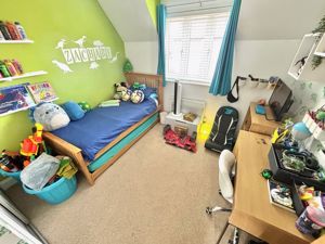 Bedroom- click for photo gallery